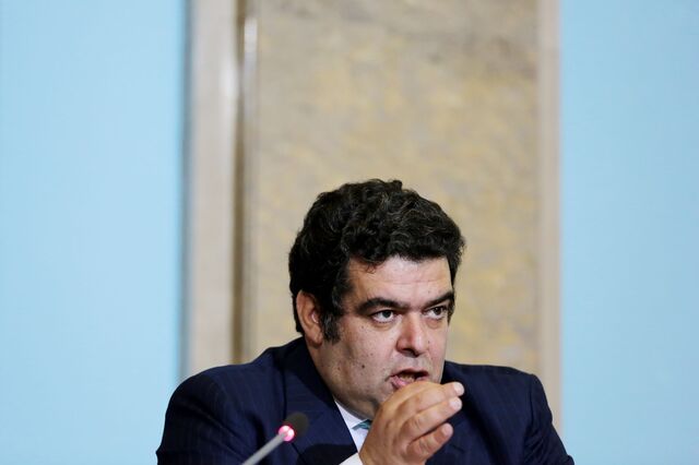 Governo pisca o olho ao capital com simpatias fiscais