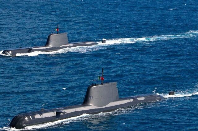 A noite chega com um “click” ao submarino 'Arpão' que mergulha aos 300 metros