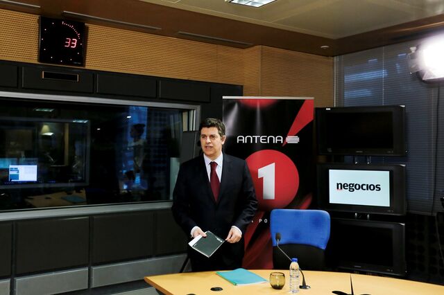 Ministro da Economia responde a Marques Mendes