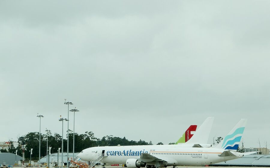 EuroAtlantic Boeing 767 Aeroporto Lisboa
