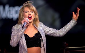 Taylor Swift é a cantora que mais ganhou em 2016