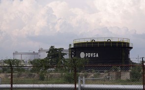 Petróleos da Venezuela suspende envios para a Europa