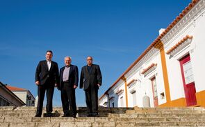 Os autarcas Joaquim Santos (Seixal), Joaquim Judas (Almada) e Carlos Humberto (Barreiro) Reportagem margem sul