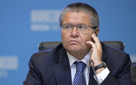 Ministro da Economia da Rússia detido por suspeita de suborno