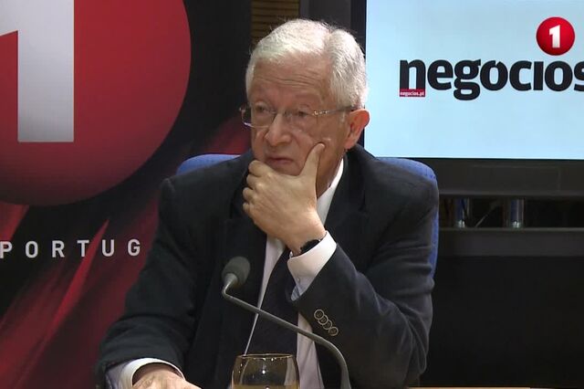 Augusto Mateus: renegociação da dívida é voltar aos 'bodes expiatórios'
