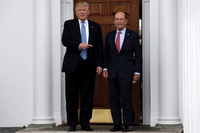 Ross otimista com acordo comercial. Trump diz que pode ser assinado nos EUA