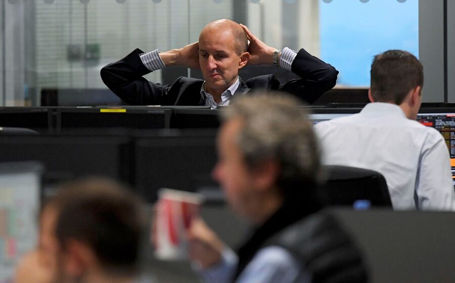 Bolsas mercados operadores traders hum a cair