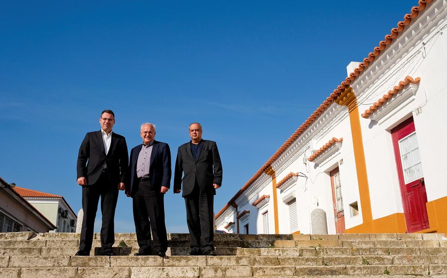 Os autarcas Joaquim Santos (Seixal), Joaquim Judas (Almada) e Carlos Humberto (Barreiro) Reportagem margem sul