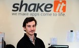 Shake It liga congressistas em rede