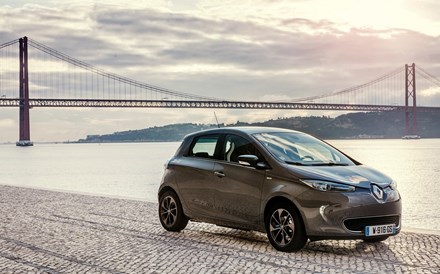 Renault volta a apresentar modelo em Portugal
