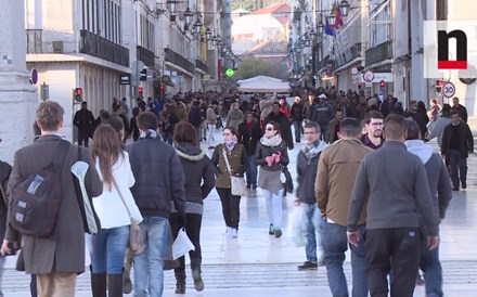 Os dados da pobreza em Portugal em 40 segundos