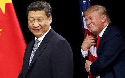 Guerra comercial: China reage a Trump com um vídeo e estímulos à economia