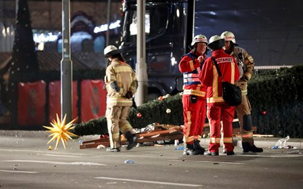 Pelo menos 12 mortos e 48 feridos em provável atentado em Berlim