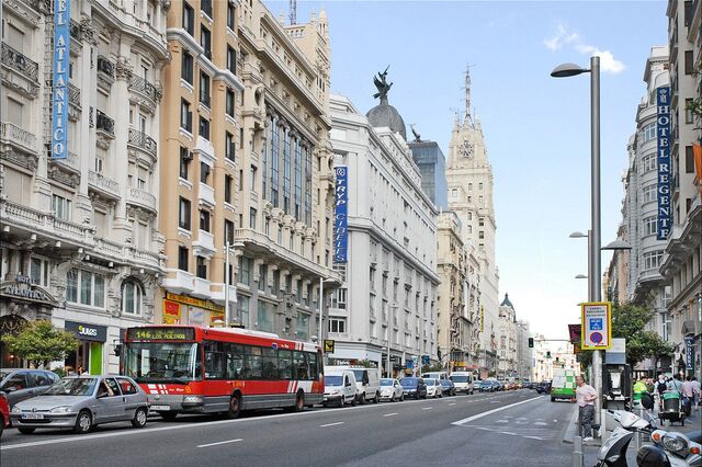 Brexit: Espanha estuda redução do IRS para seduzir banca de Londres