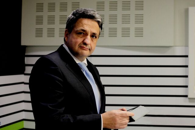 Paulo Macedo: “Caixa precisa de pôr em prática plano aprovado”