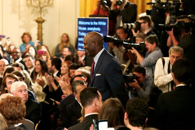 Michael Jordan vence batalha judicial contra empresa chinesa