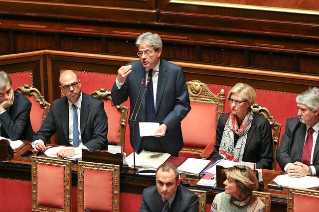 Governo Gentiloni conquista confiança 'um pouco particular' do Senado