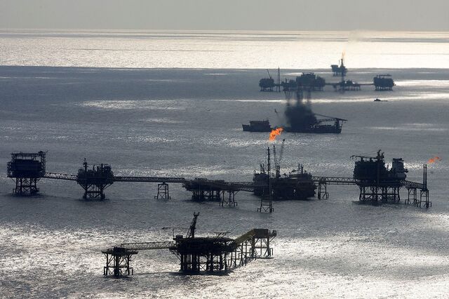 Simulação: Três décadas de petróleo pagam ao Estado 0,05% do PIB