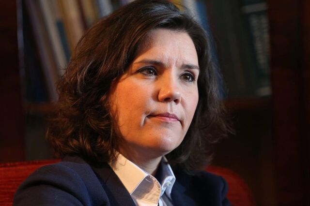 Cristas: “Se fosse noutro país, já não haveria ministro das Finanças em funções”
