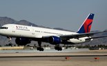 Delta escapa às tarifas de Trump ao deixar os aviões no estrangeiro