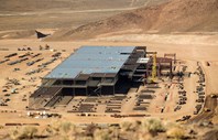 A Gigafactory em Fevereiro de 2015