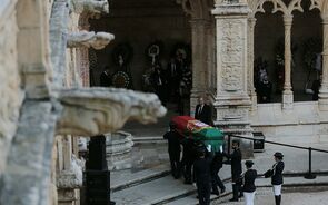 mário soares funeral cortejo