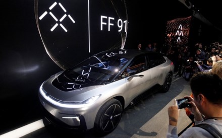 Faraday Future apresenta modelo rival da Tesla  