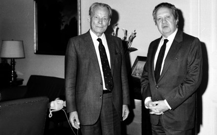 O chanceler alemão Willy Brandt e o então primeiro-ministro português. Em 1965.