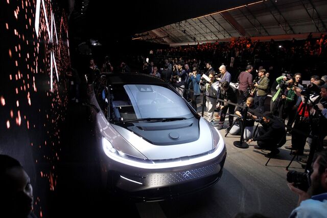 Faraday Future apresenta modelo rival da Tesla  