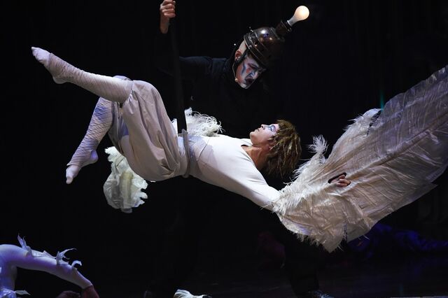 Onde ir no fim-de-semana? Seja um Rei com Cirque du Soleil ou Bowie
