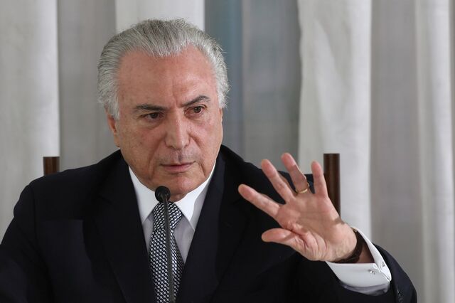 Presidente do Brasil elogia 'figura exponencial' e 'grande português'