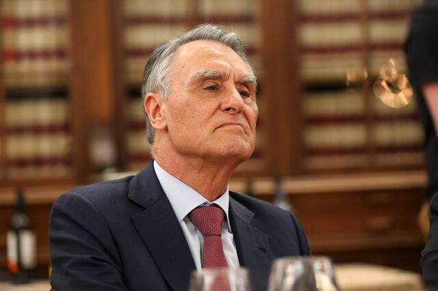 Cavaco Silva: “Passei a olhar desconfiado para as ‘boas notícias’” de Sócrates