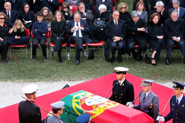 O adeus ao Presidente que foi “o rosto e a voz da nossa liberdade”