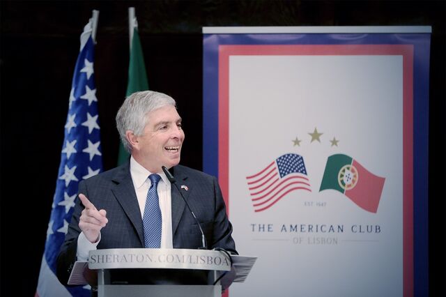 Embaixador: Trump não terá poder absoluto sobre Estados Unidos