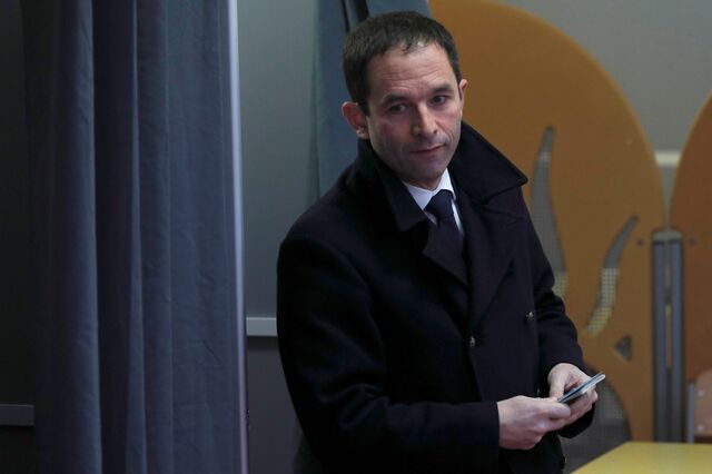 Hamon é o candidato socialista às presidenciais em França