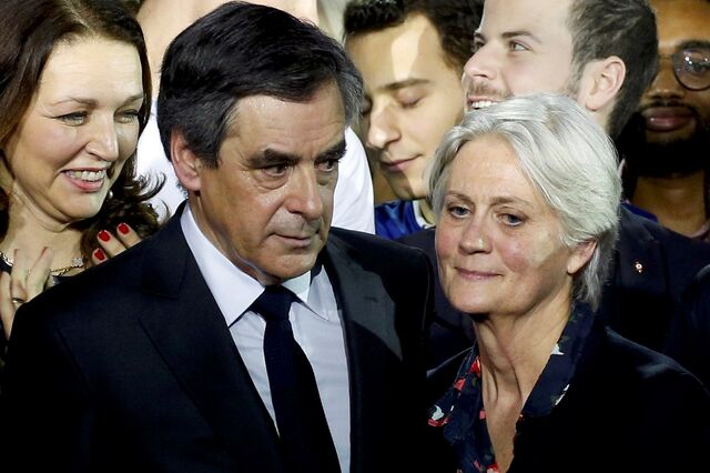François Fillon acusa esquerda de 'golpe de Estado institucional' contra si