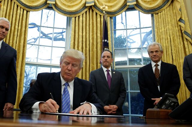 Trump vai reverter regras de Obama para o sector financeiro