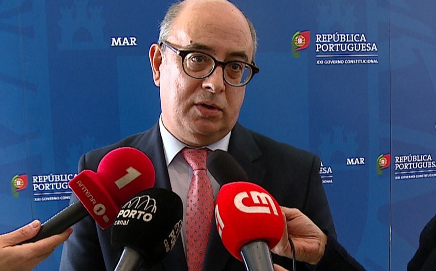 José Alberto Azeredo Lopes, ministro da Defesa. Avaliação: Melhor ministro - 0,1%; Pior ministro - 0,4%.