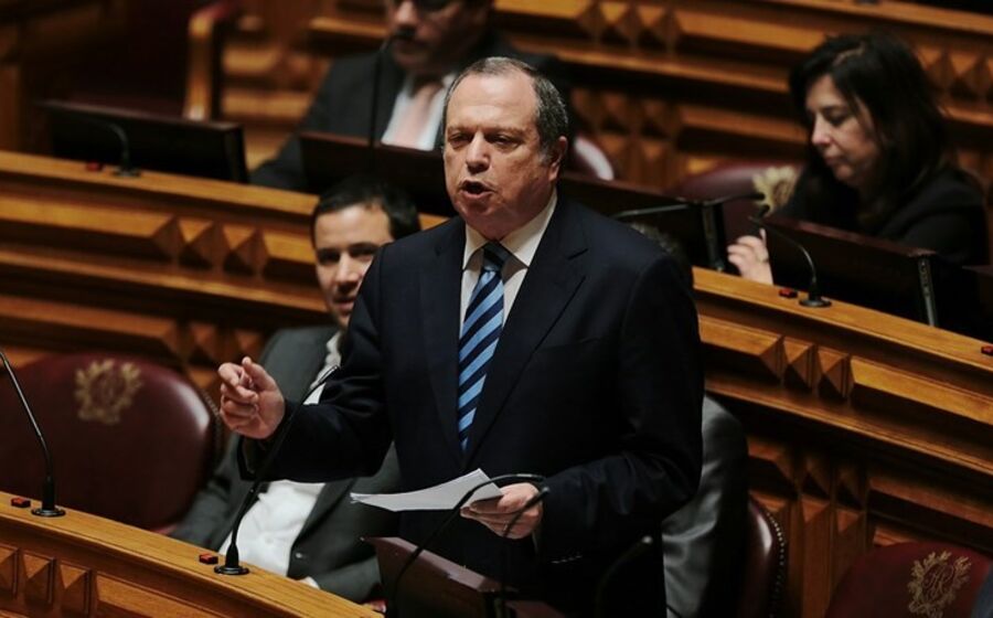 carlos césar
