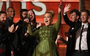 Adele dominou prémios Grammy