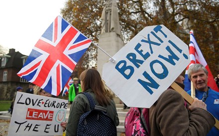 Brexit: Empresários britânicos querem um acordo de transição com urgência