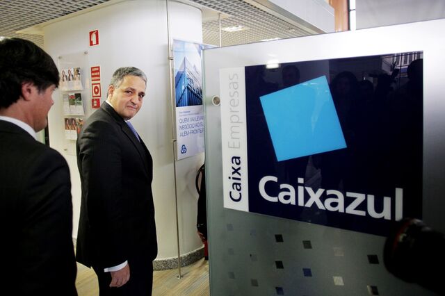 O presidente da Caixa vai à agência
