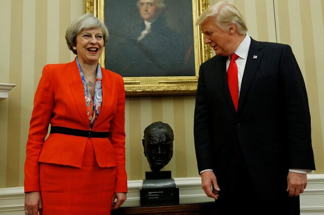 Clima: Trump explica a Merkel, Macron, May e Trudeau a sua retirada do Acordo de Paris