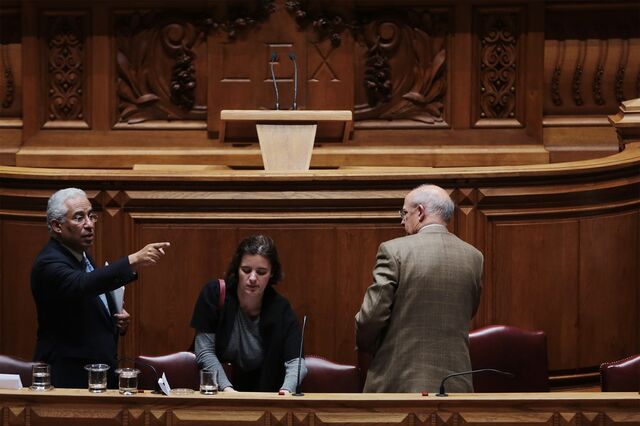 Costa culpa Passos pelo caso dos offshores
