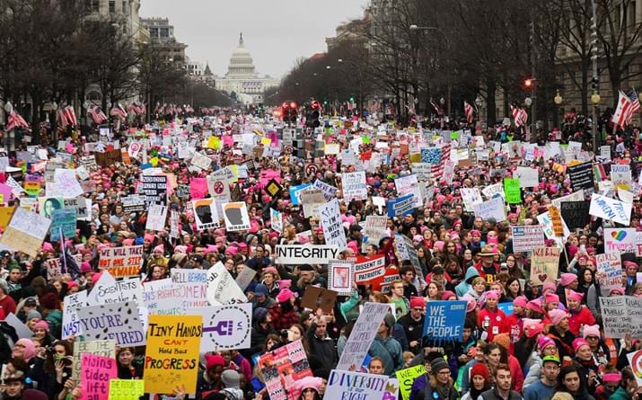 4 - Mulheres contra Trump