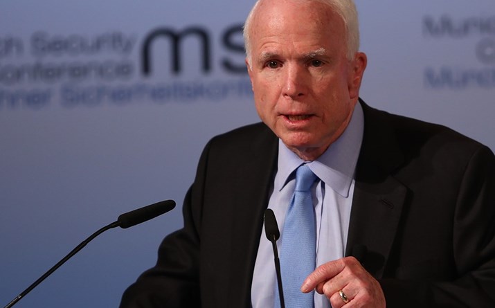 28 - McCain, o rosto da oposição