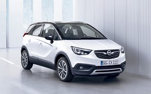 Opel: Vai-se o Meriva... chega o Crossland X 