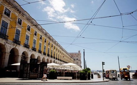 Restaurantes, hotéis e imóveis são prioridades do Fisco