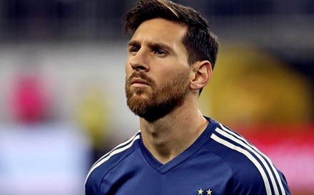 Supremo espanhol confirma sentença de 21 meses de prisão a Messi