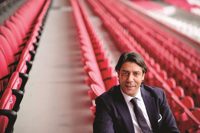 Rui Costa: 'Foi o presidente do Benfica que disse que eu um dia seria o seu sucessor'